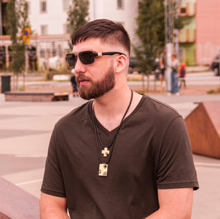 The Necklace TARGET 3 from the Jewelry Collection By Kaj Ransvi, when you want to stand out from the crowd!